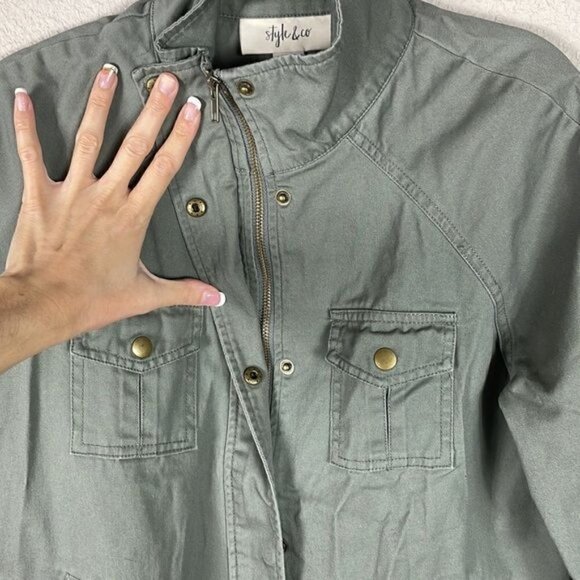 Style & Co Embroidered Roses Floral Back Utility Jacket Green Shacket Sz S - Picture 3 of 12